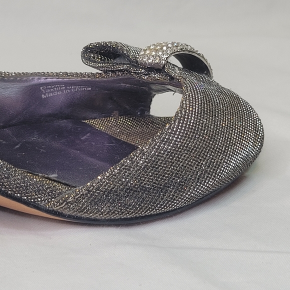 J.Renee Dayna Sling-Back Glimmer Pumps, Pewter - Picture 9 of 16